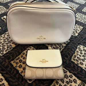 Coach purse and wallet